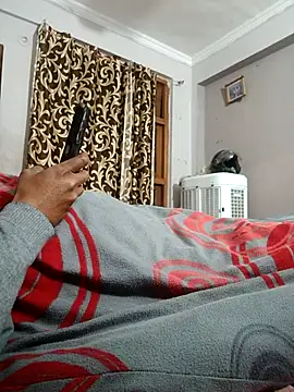 Snapshot of vardh033 chatting on February 5, 2026, 3:49 pm vardh033 online show from February 5, 2026, 3:49 pm