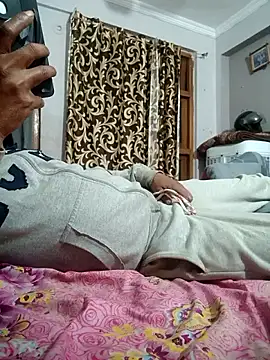 Snapshot of vardh033 chatting on February 10, 2026, 3:05 pm vardh033 online show from February 10, 2026, 3:05 pm