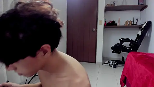 lightboy0 online show from September 16, 2025, 2:29 pm