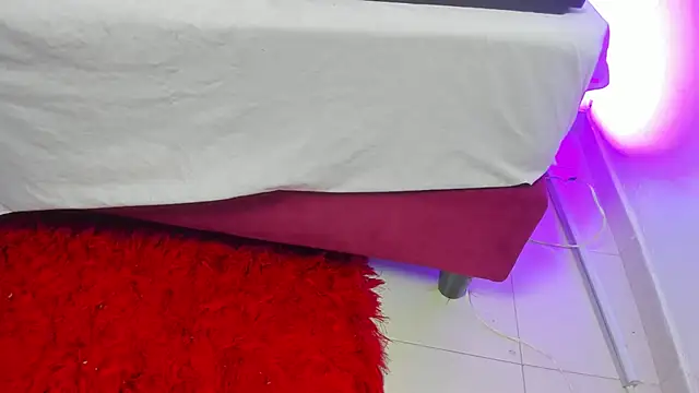 lightboy0 online show from November 11, 2025, 3:45 pm