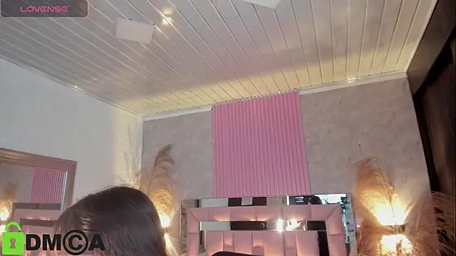 emma rossi7 online show from November 8, 2025, 9:20 am