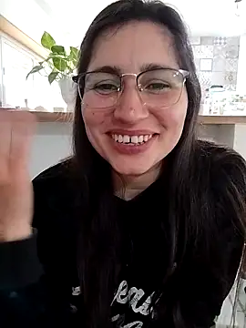 Snapshot of LolatuMiel chatting on September 19, 2025, 1:56 pm LolatuMiel online show from September 19, 2025, 1:56 pm