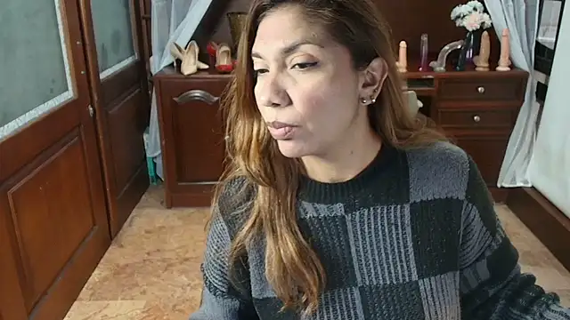 Snapshot of SexyRachel_ chatting on May 19, 2026, 11:49 am SexyRachel online show from May 19, 2026, 11:49 am