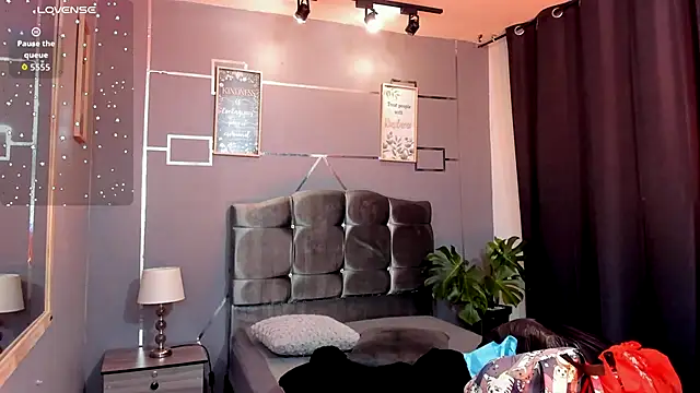 Snapshot of Lilith_morgan01 chatting on October 7, 2025, 11:51 am Lilith morgan01 online show from October 7, 2025, 11:51 am