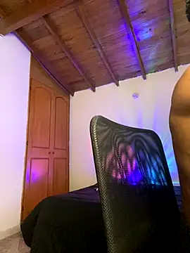 RickKrong  online show from September 13, 2025, 9:14 pm