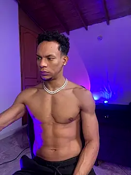 RickKrong  online show from September 14, 2025, 7:24 pm