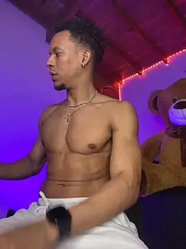 RickKrong  online show from October 20, 2025, 11:27 pm