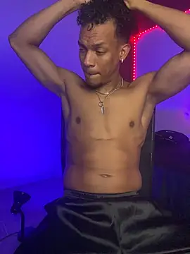 RickKrong  online show from November 8, 2025, 4:56 am