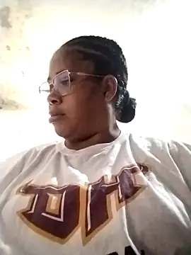 Big ass submissive online show from September 26, 2025, 5:28 pm