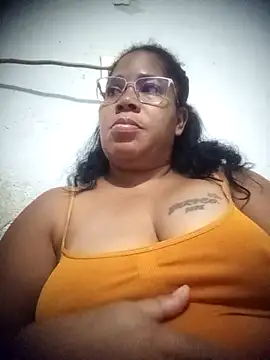 Snapshot of Big_ass_submissive chatting on March 6, 2026, 1:07 pm Big ass submissive online show from March 6, 2026, 1:07 pm