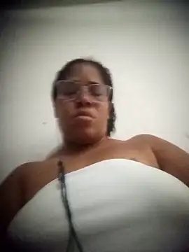 Snapshot of Big_ass_submissive chatting on March 27, 2026, 2:06 am Big ass submissive online show from March 27, 2026, 2:06 am