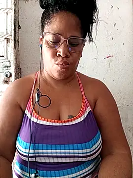 Snapshot of Big_ass_submissive chatting on April 1, 2026, 2:58 pm Big ass submissive online show from April 1, 2026, 2:58 pm