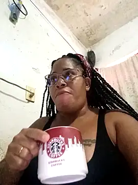 Snapshot of Big_ass_submissive chatting on April 8, 2026, 2:17 pm Big ass submissive online show from April 8, 2026, 2:17 pm