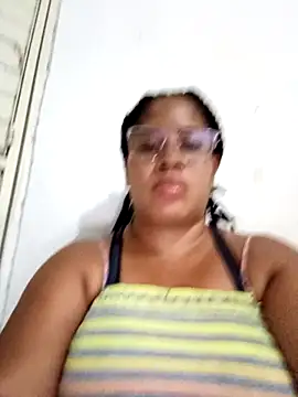 Snapshot of Big_ass_submissive chatting on April 10, 2026, 3:12 am Big ass submissive online show from April 10, 2026, 3:12 am