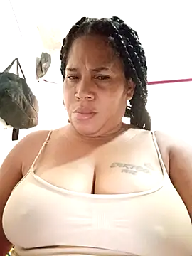 Snapshot of Big_ass_submissive chatting on April 16, 2026, 1:12 pm Big ass submissive online show from April 16, 2026, 1:12 pm