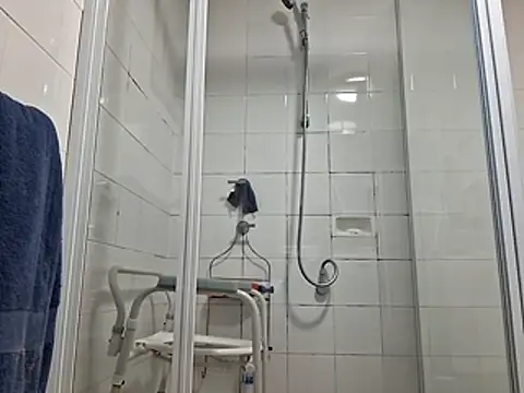 rivocumslut online show from April 24, 2026, 6:16 am