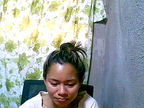 Sweeetgurll online show from September 15, 2025, 12:43 am