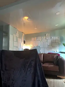 Canneela online show from March 26, 2026, 4:12 pm