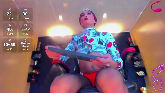 Natasha clifford online show from November 11, 2025, 7:14 pm