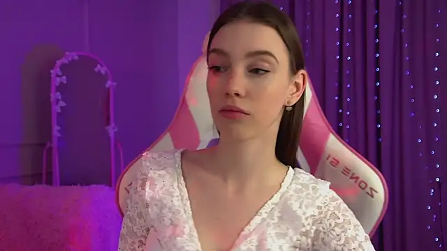 VeronicaVances online show from March 3, 2026, 6:41 am