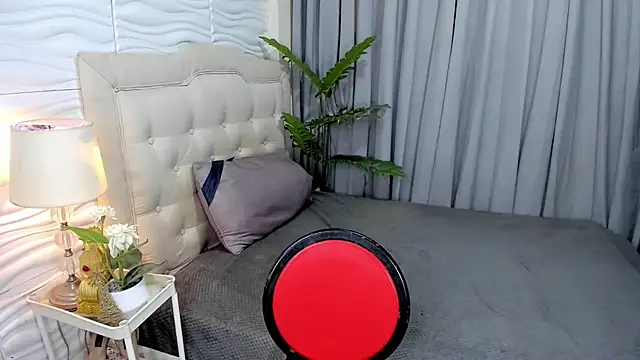 Patricia Anderson online show from November 12, 2025, 5:52 am