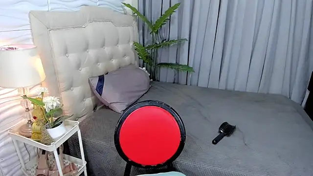 Patricia Anderson online show from November 13, 2025, 6:01 am