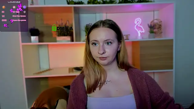 luna tin online show from November 12, 2025, 2:17 pm