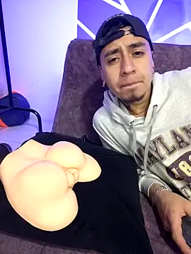 abnerdam01 online show from September 26, 2025, 12:53 pm