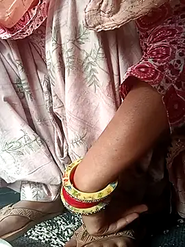 Snapshot of sweet_parul chatting on November 10, 2025, 2:54 am sweet parul online show from November 10, 2025, 2:54 am