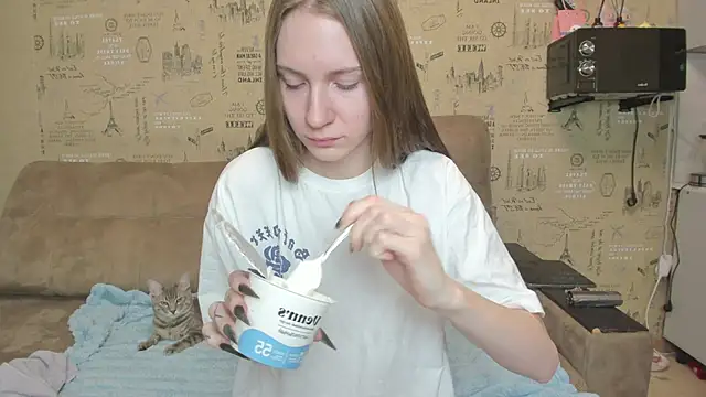 Snapshot of Kelly_Gerzikaa chatting on November 15, 2025, 1:14 am Kelly Gerzikaa online show from November 15, 2025, 1:14 am