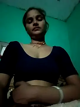 Snapshot of Sapna9685 chatting on November 13, 2025, 4:28 pm Sapna9685 online show from November 13, 2025, 4:28 pm
