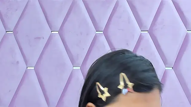 MaskedGirl  online show from October 8, 2025, 11:30 am