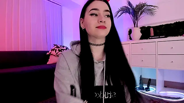 Mary Lori online show from April 3, 2026, 6:22 am