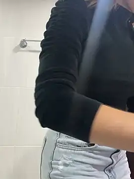 Isabellaa Palacios online show from February 21, 2026, 3:35 pm