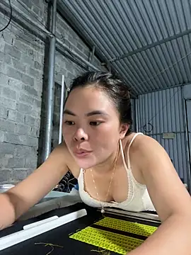 Snapshot of han-cute chatting on September 9, 2025, 1:54 pm han-cute online show from September 9, 2025, 1:54 pm