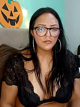 AuroraChest online show from November 2, 2025, 12:40 pm