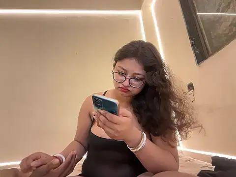 Drizzling Intimecy online show from October 20, 2025, 2:17 pm