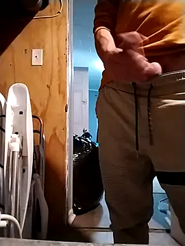 Snapshot of rosembertg chatting on November 8, 2025, 6:13 am rosembertg online show from November 8, 2025, 6:13 am