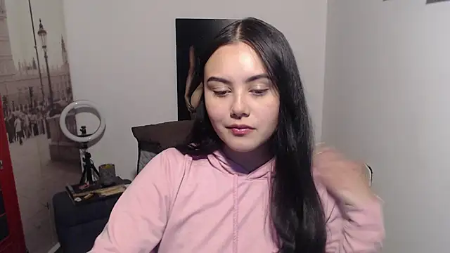 crazy daniela online show from September 15, 2025, 8:42 pm