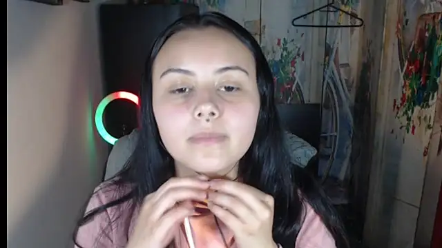 crazy daniela online show from November 5, 2025, 7:47 pm