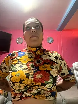 Snapshot of emperatrixsex chatting on October 18, 2025, 3:31 am emperatrixsex online show from October 18, 2025, 3:31 am