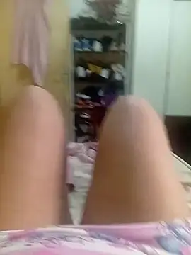 Ravena2290 online show from October 9, 2025, 4:49 pm