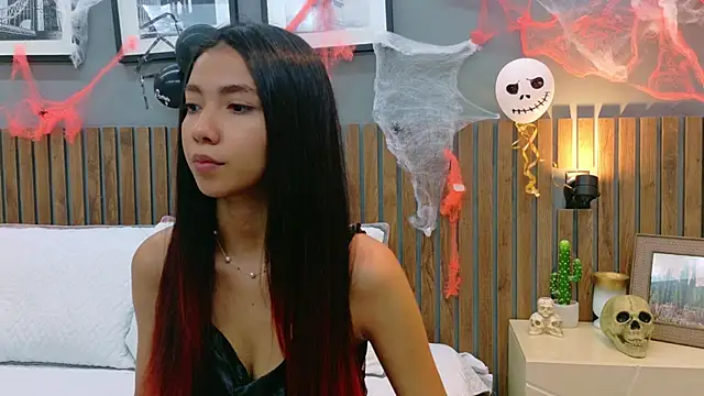 luna roja25 online show from October 24, 2025, 1:40 pm