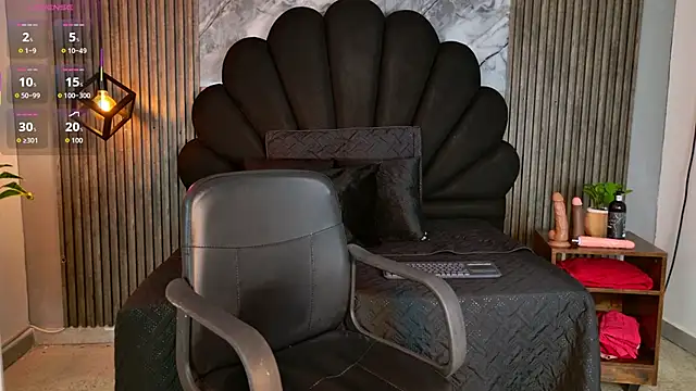 Snapshot of AlahyaPalmerR chatting on October 18, 2025, 3:09 am AlahyaPalmerR online show from October 18, 2025, 3:09 am