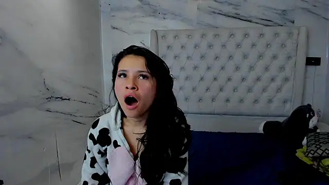 Ari and Storm online show from January 9, 2026, 2:09 pm