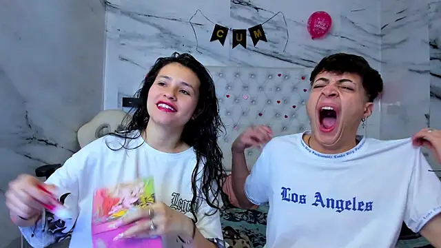 Ari and Storm online show from April 12, 2026, 1:38 pm