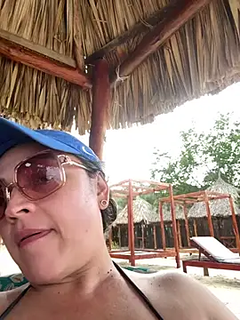 Snapshot of sophie_lopez1 chatting on March 25, 2026, 9:54 pm sophie lopez1 online show from March 25, 2026, 9:54 pm