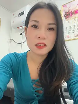 Baby-mmm online show from November 29, 2025, 9:45 am