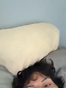 Lunablu13 online show from February 14, 2026, 2:47 pm