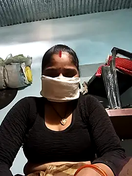 Sheema tyagi online show from November 14, 2025, 9:08 am